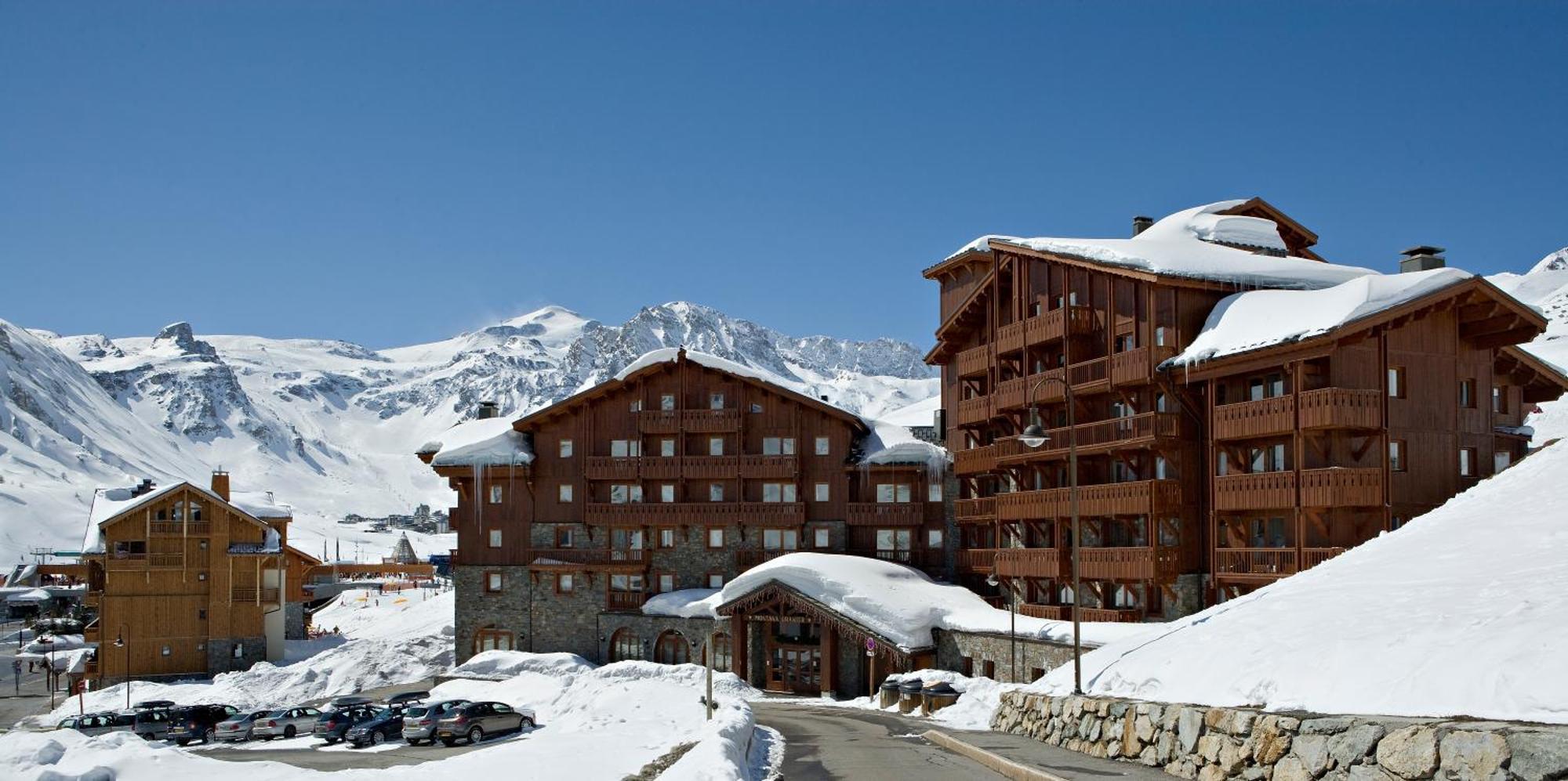 Residences Village Montana By Les Etincelles Тин Екстериор снимка